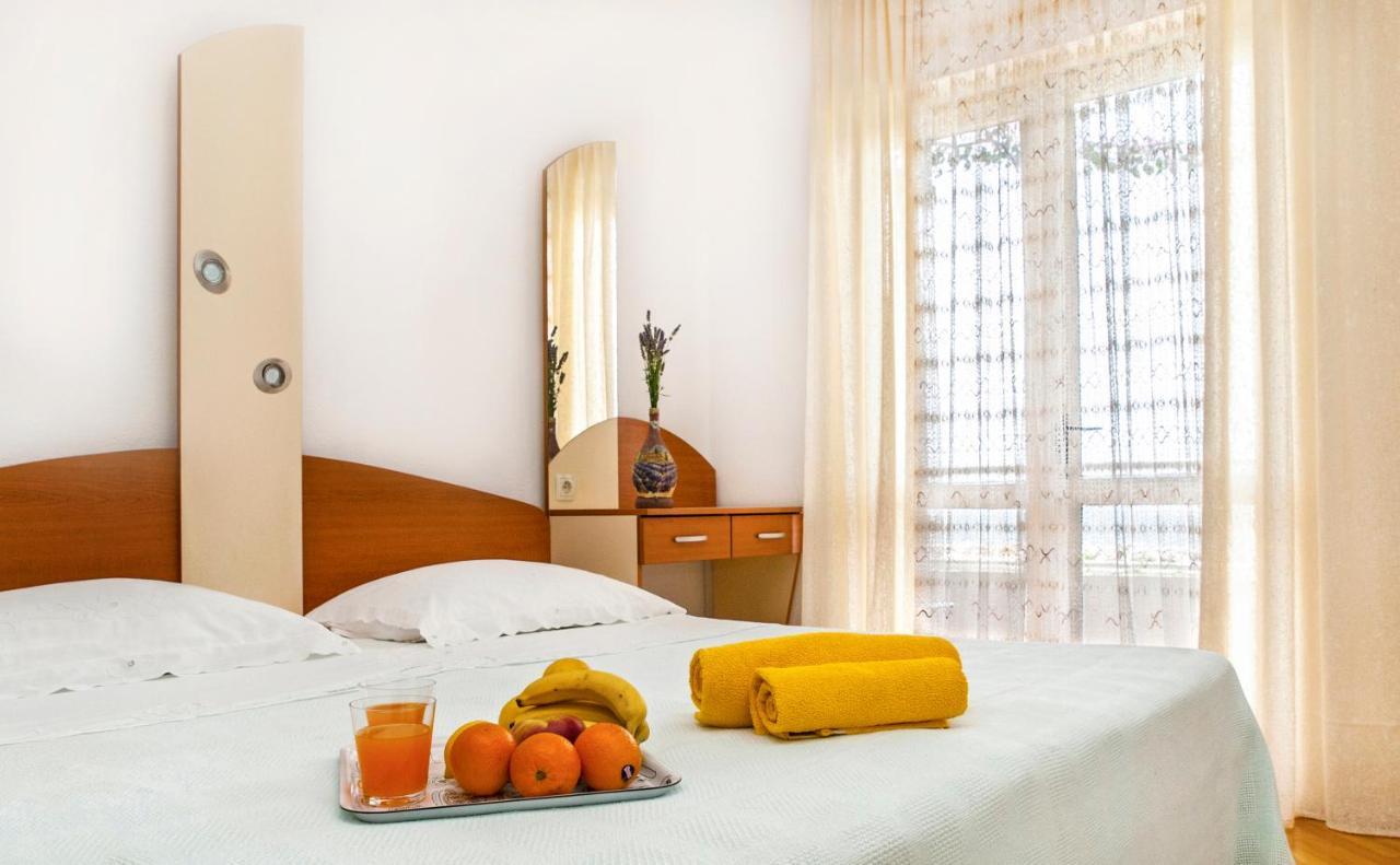 Apartmani Ines 德朗西斯 外观 照片