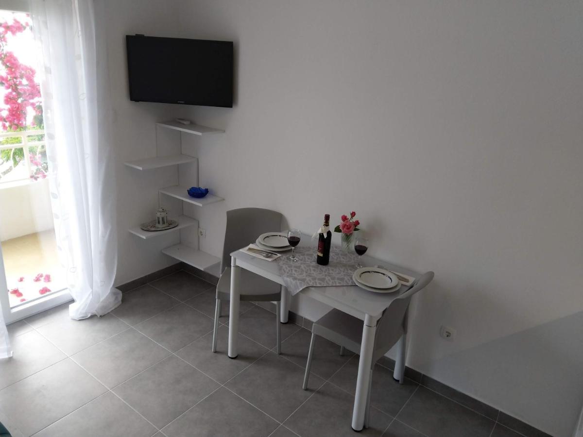 Apartmani Ines 德朗西斯 外观 照片
