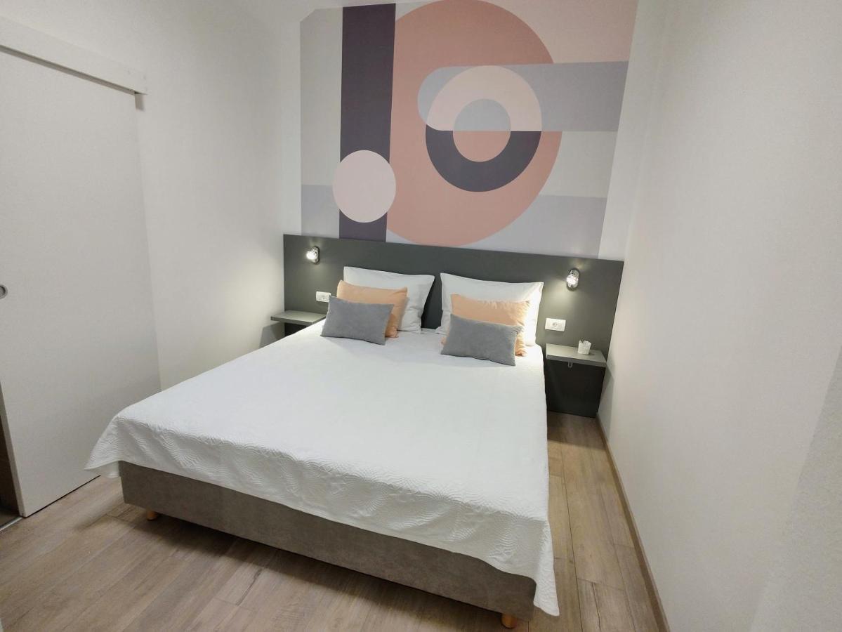 Apartmani Ines 德朗西斯 外观 照片